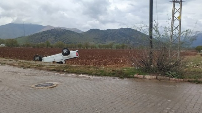 Nurhak’ta kamyonet takla attı: 1 yaralı