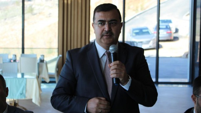 Kahraman, “Eğitimin öznesi de nesnesi de insandır”