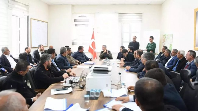 Vali Tuncay Akkoyun Mahalle Muhtarları ile bir araya geldi