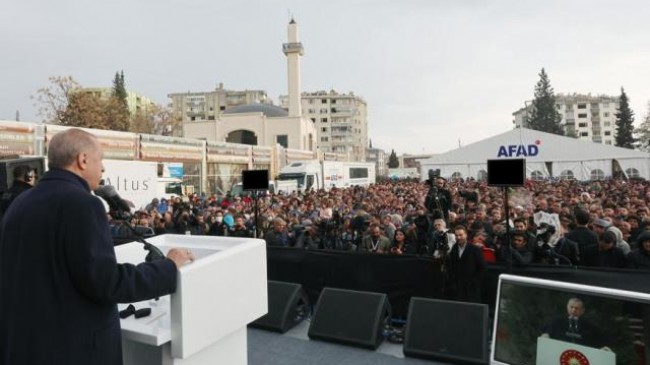Cumhurbaşkanı Erdoğan depremin üssü Kahramanmaraş’ta