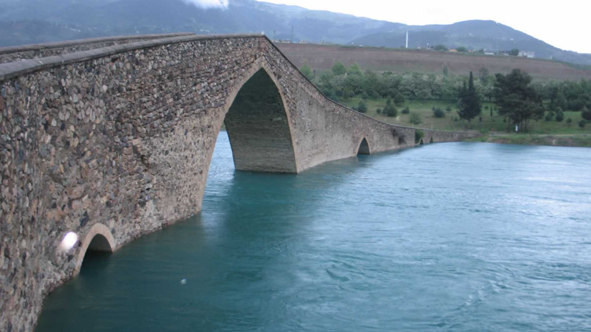 MEDENİYET YOLU CEYHAN KÖPRÜSÜ!