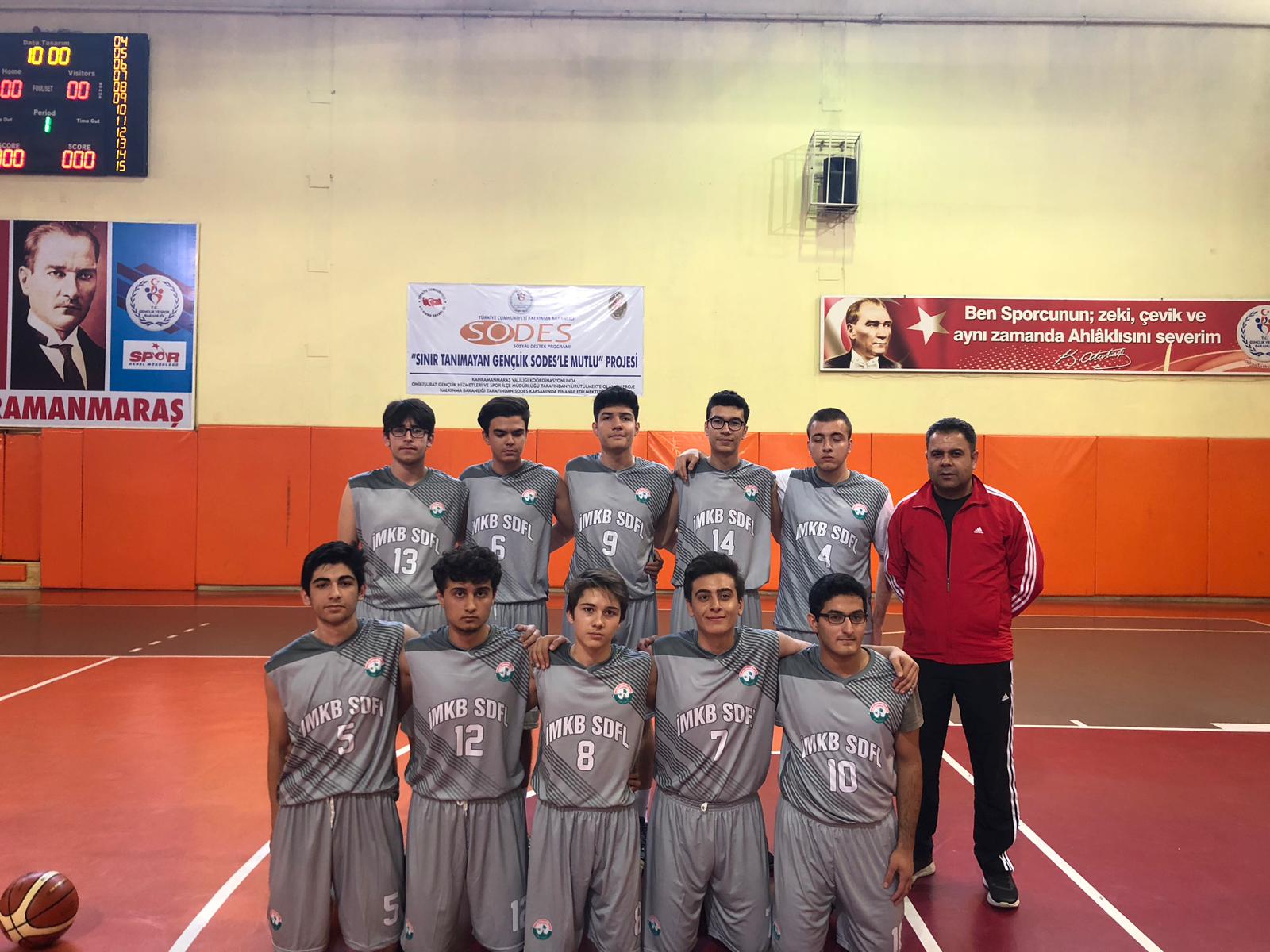 FEN LİSESİNİN 30 SAYILIK FARKI 64-34