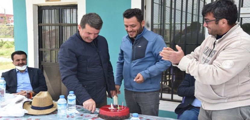 TÜRKOĞLU GENÇLERDEN BAŞKAN OKUMUŞ’A SÜRPRİZ!