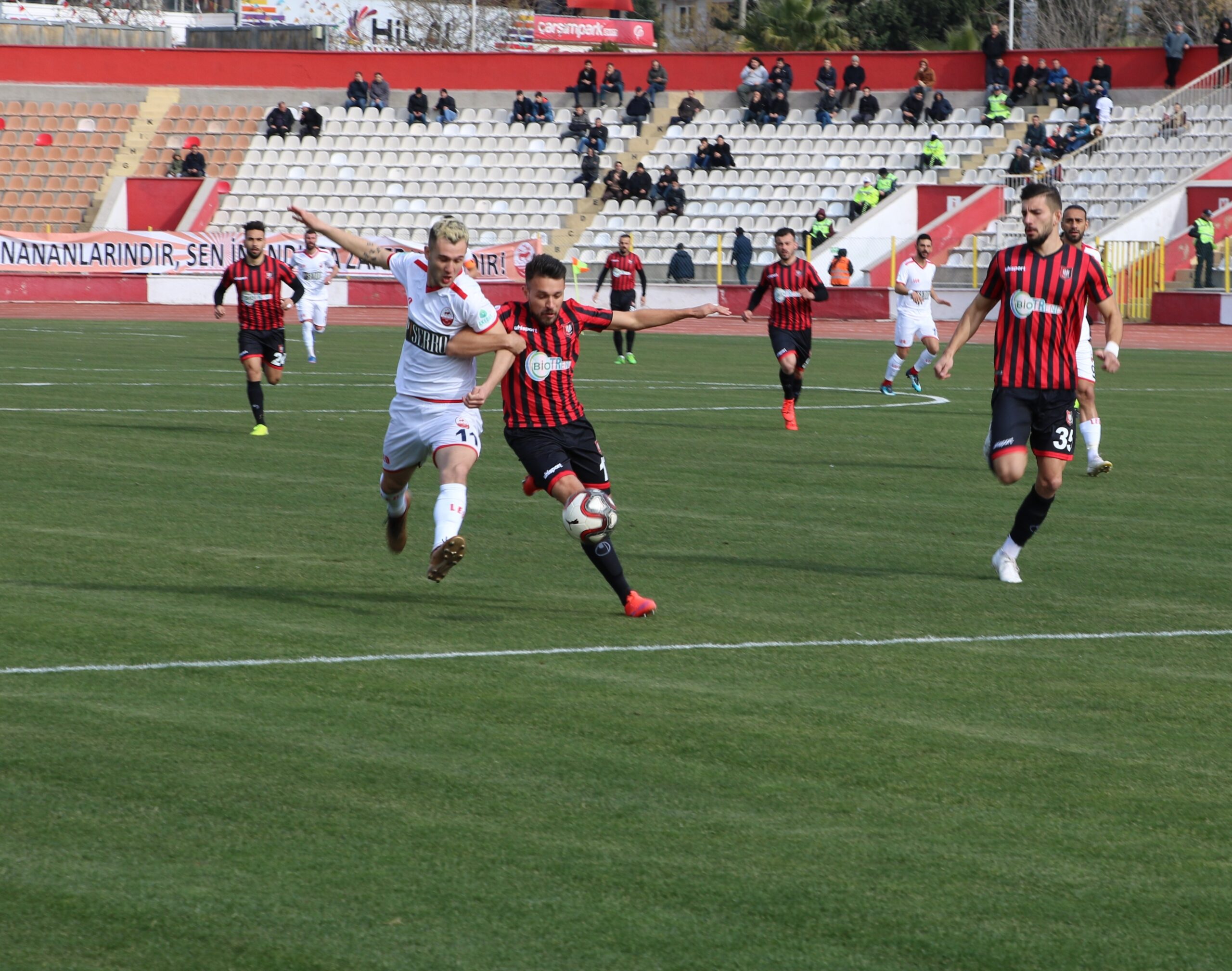 KAHRAMANMARAŞSPOR UŞAK DEPLASMANINDA!