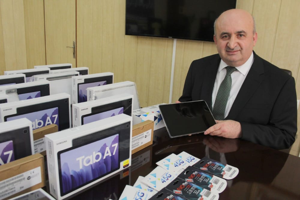 4330 ADET TABLET BİLGİSAYAR İLÇELERİMİZE TESLİM EDİLDİ