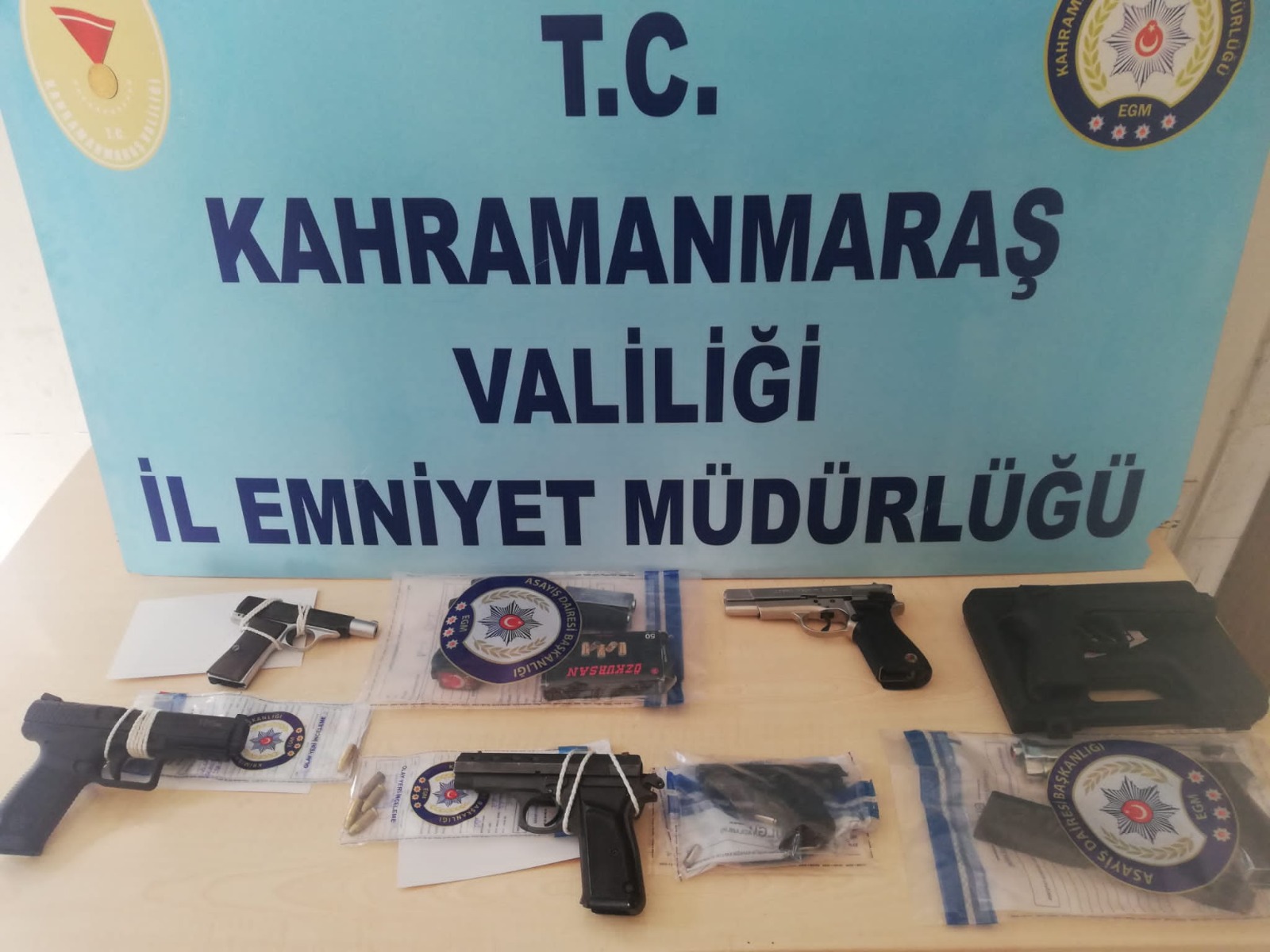 Kahramanmaraş’ta yasa dışı 29 silah ele geçirildi