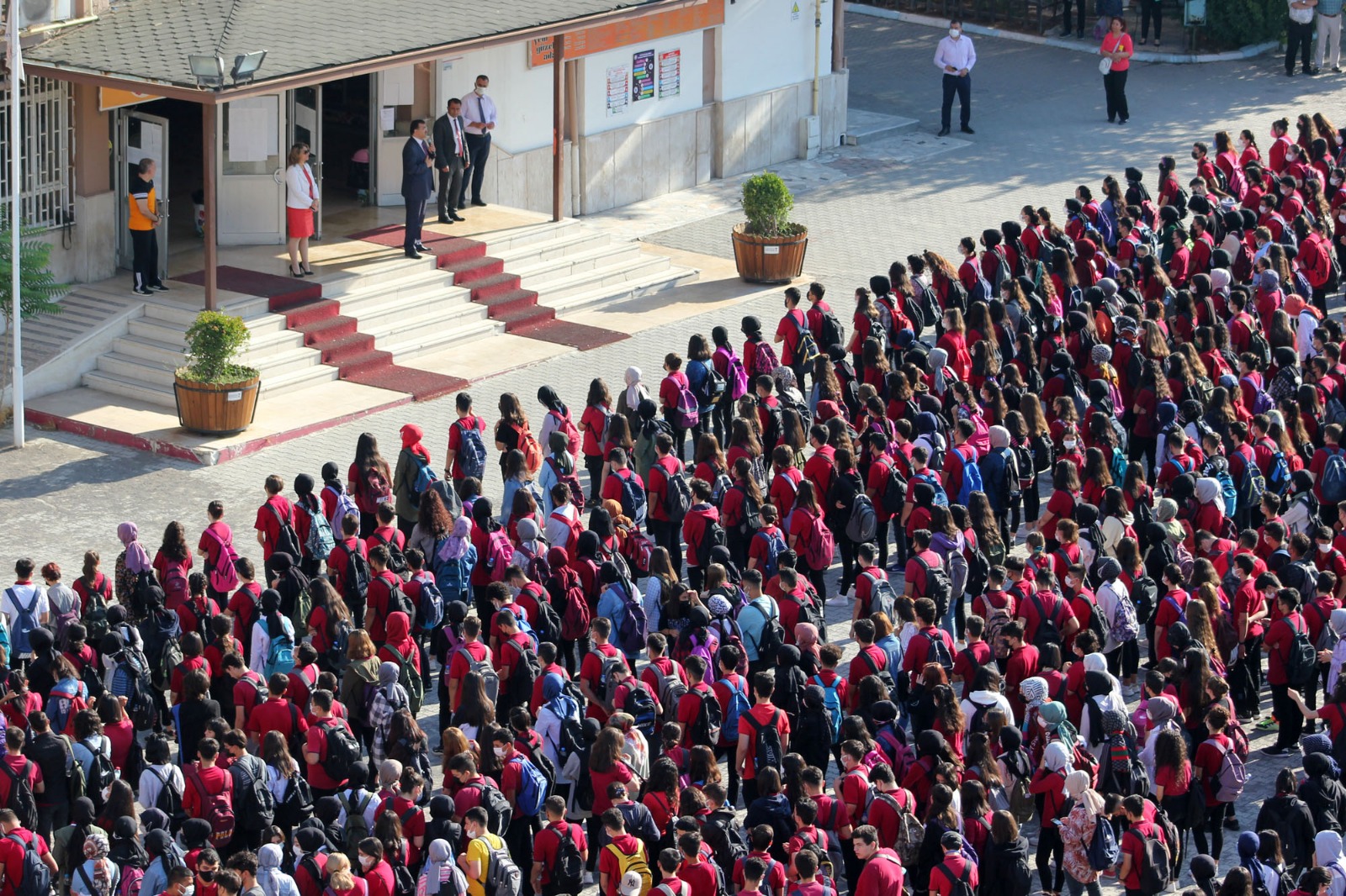 Kahraman, Kahramanmaraş Anadolu Lisesini Ziyaret Etti