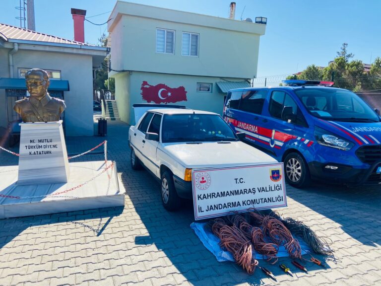 Bakır kablo hırsızları yakalandı