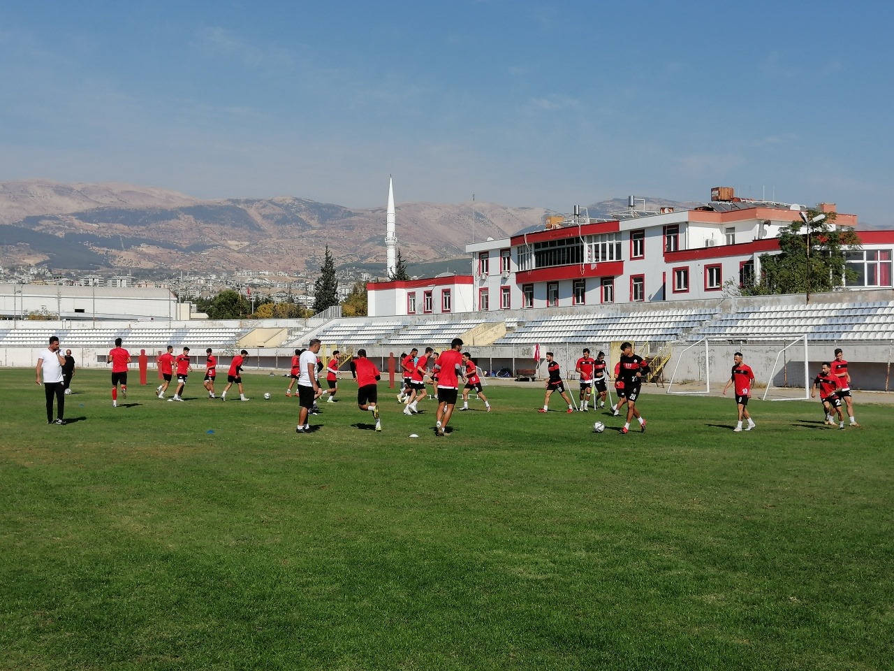 Aslan Ümraniye Karşısında