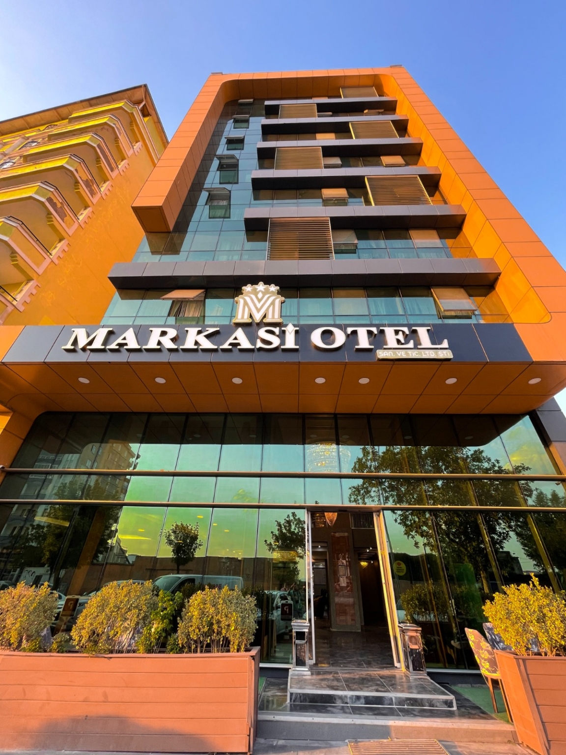 Markasi Otel Açılıyor