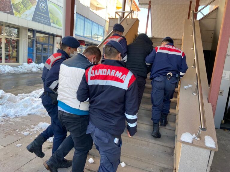 Kahramanmaraş’ta kablo hırsızları tutuklandı