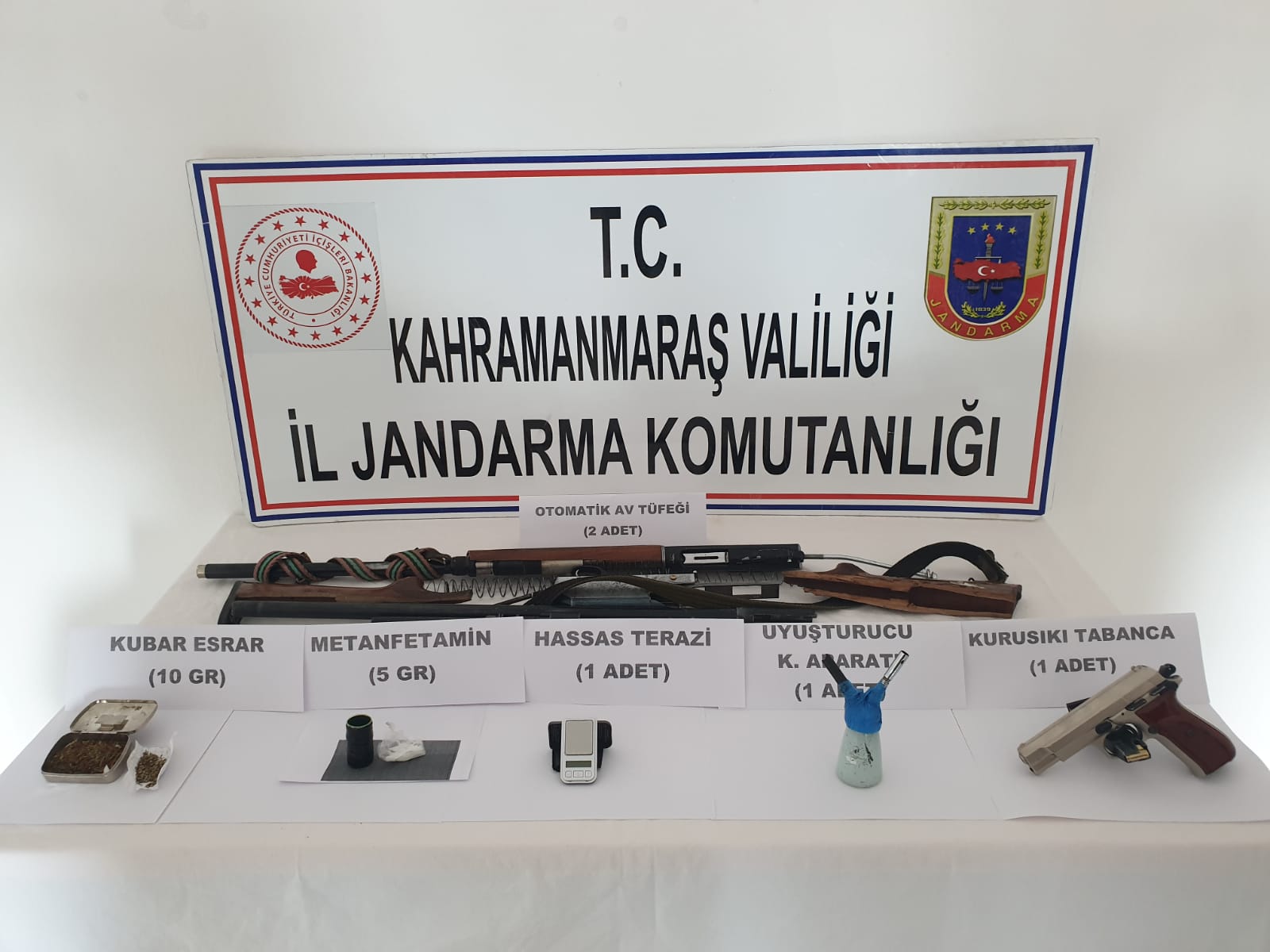 Uyuşturucudan 3 kişi yakalandı