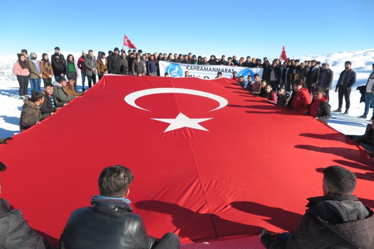 Ülkü Ocakları Sarıkamış Şehitleri için yürüdü