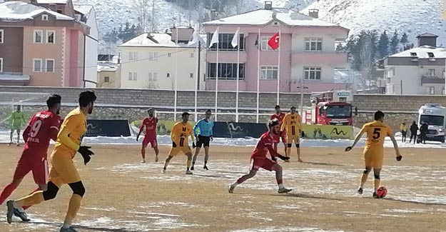 ASLAN KARA KÖMÜLDÜ 4-0