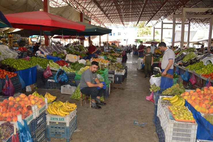 EKONOMİ TAVAN YAPINCA PAZARLAR BOŞ KALDI