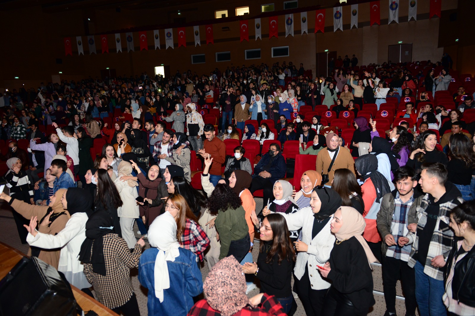 KSÜ ‘Hoş Geldin’ Konseriyle Merhaba Dedi