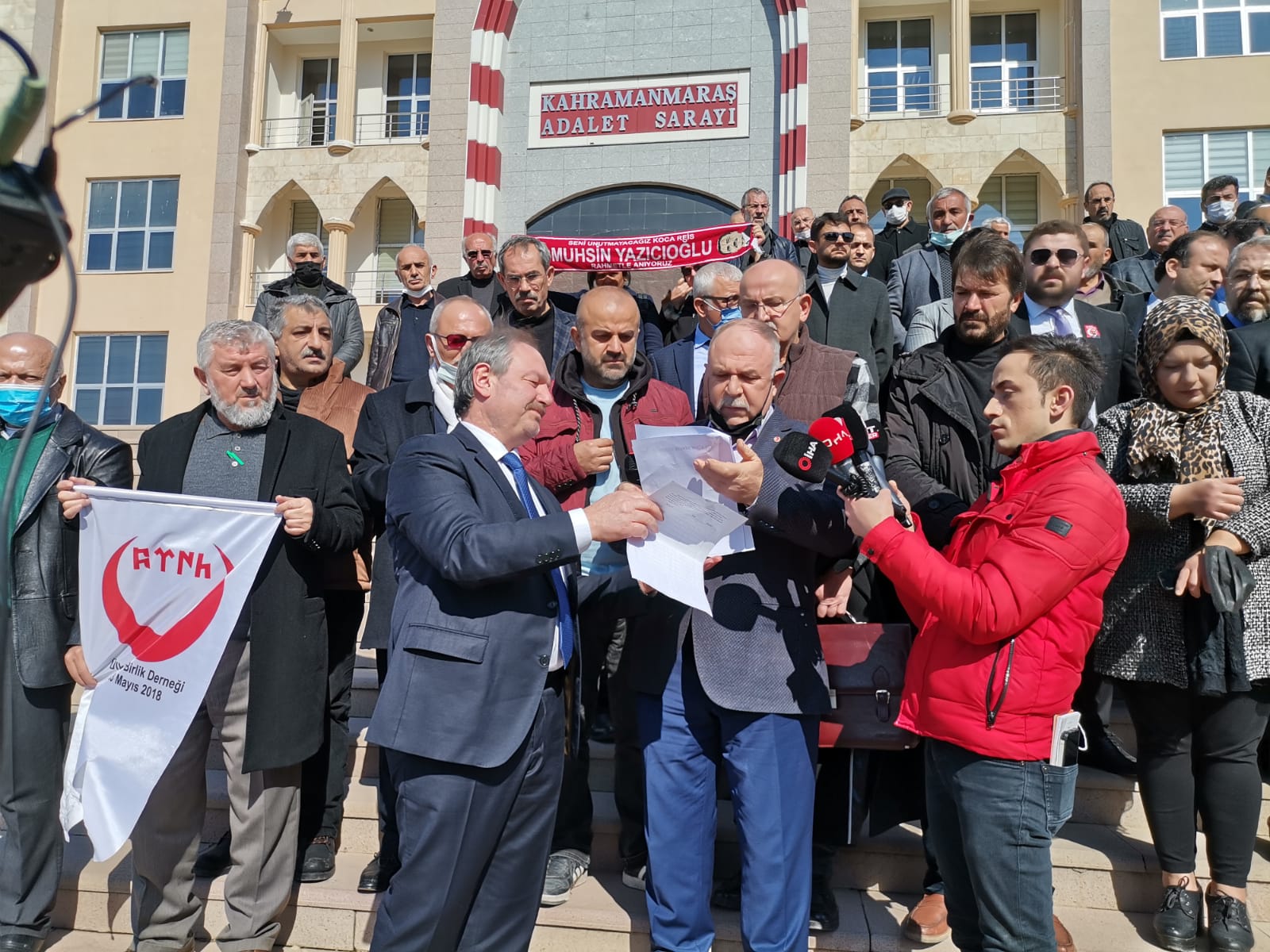 Muhsin Yazıcıoğlu davası için imza kampanyası başlatıldı