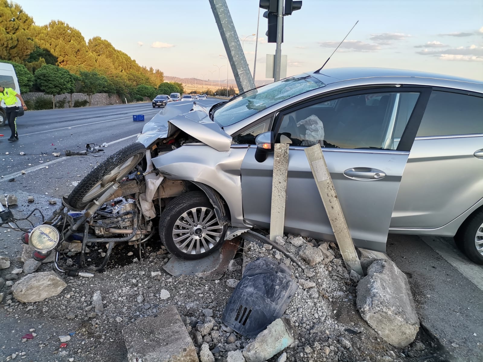 Kahramanmaraş’ta otomobille motosiklet çarpıştı: 2 ağır yaralı