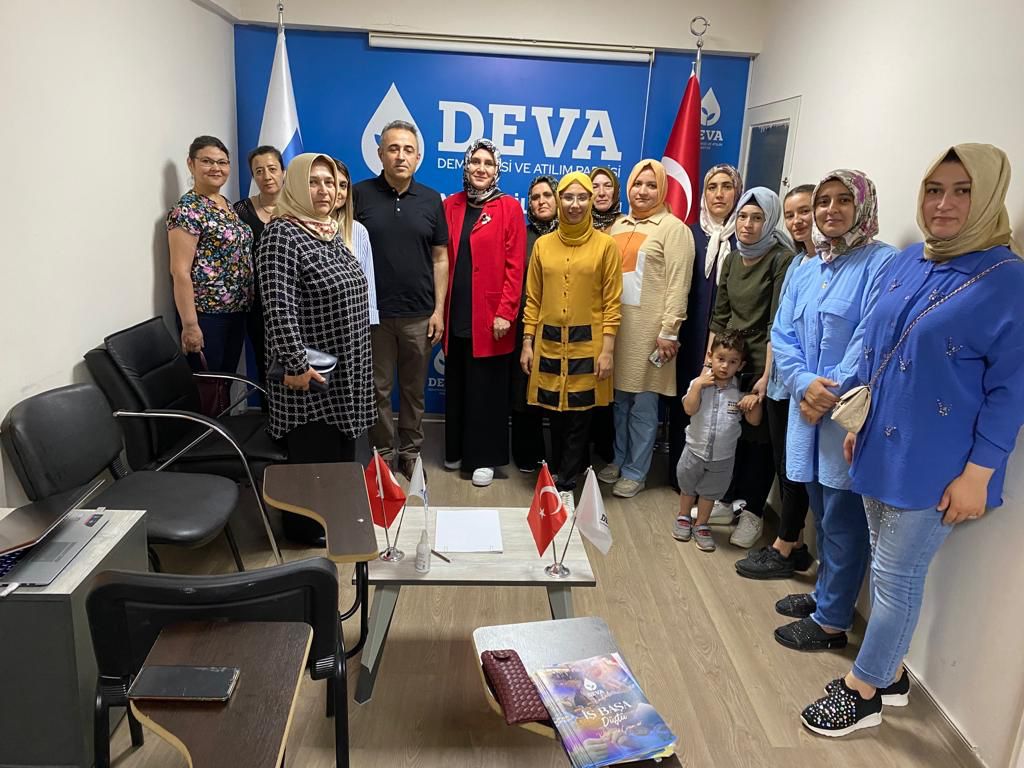 DEVA’yla Kadınlar İş Başına