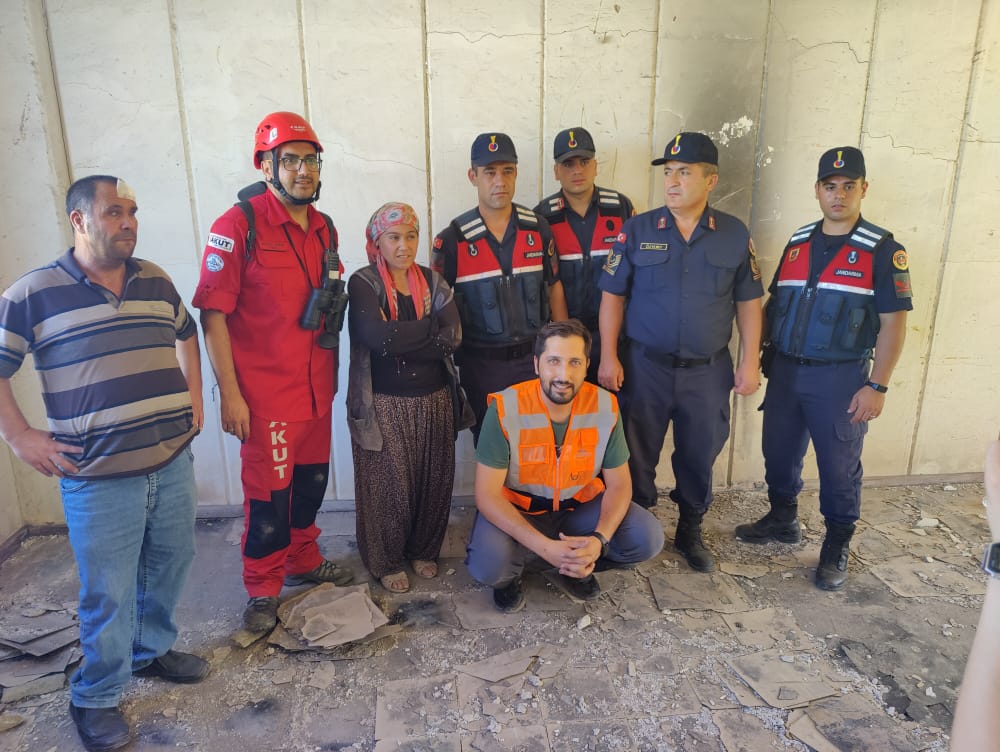 Kayıp zihinsel engelli kadın metruk binada bulundu