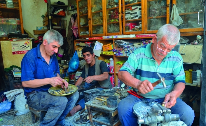 Tescilli kurban bıçakları bayrama hazır!