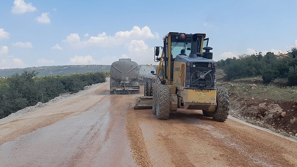 Pazarcık’ta Mahalle ve Oba Yollarının Standardı Artırılıyor