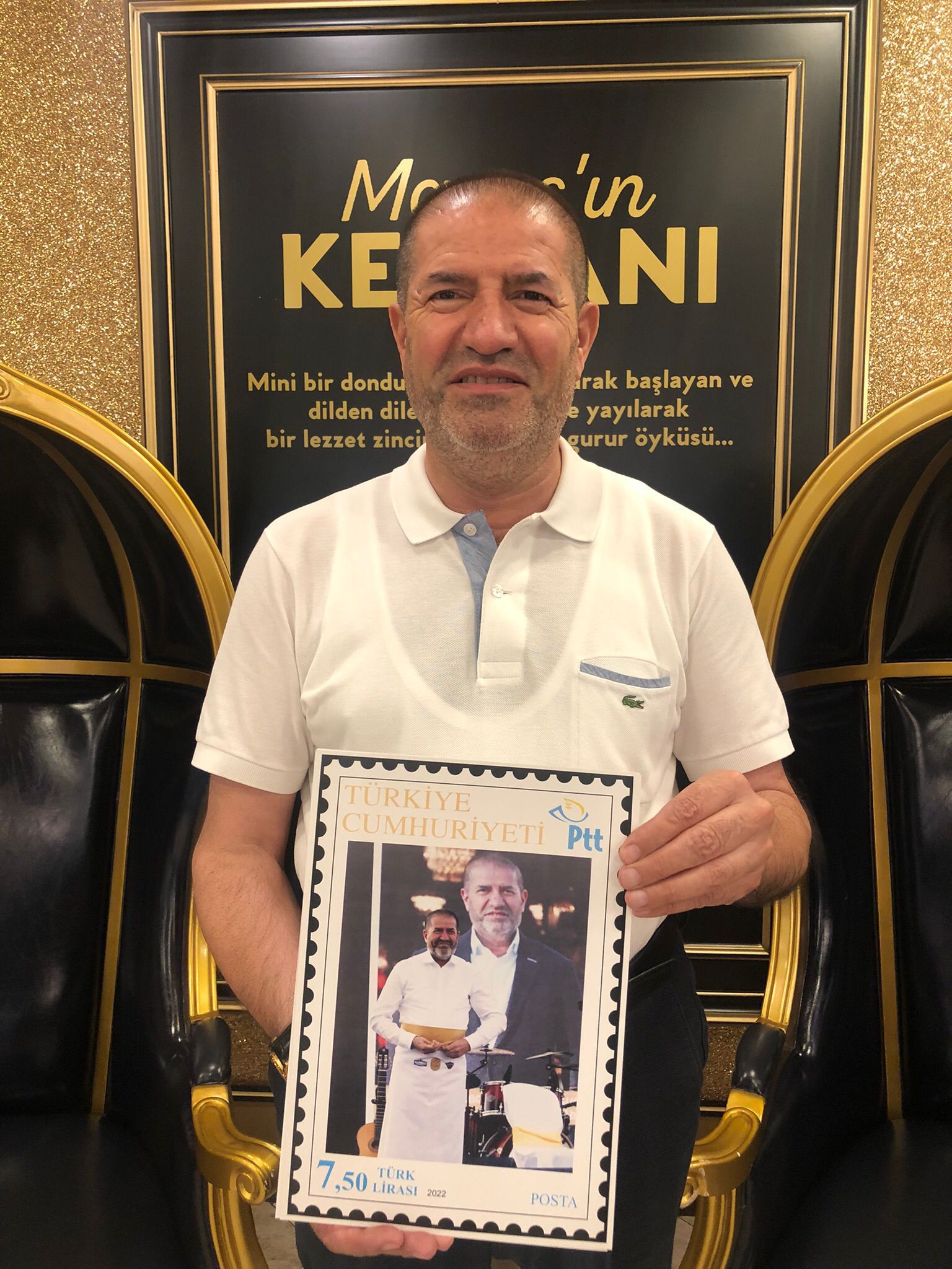 PTT Pullarının Üzerinde Sami Kervancıoğlu’nun Resmi Var