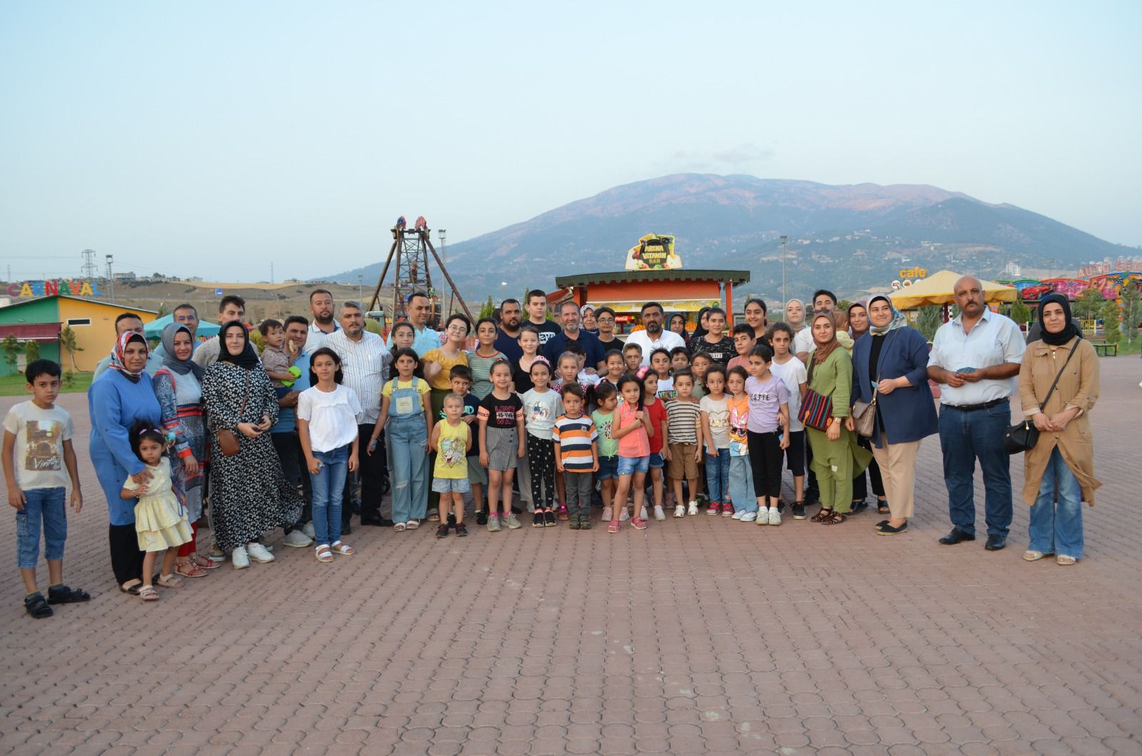 Kervancıoğlu Şehit Çocuklarıyla Lunaparkta Buluştu
