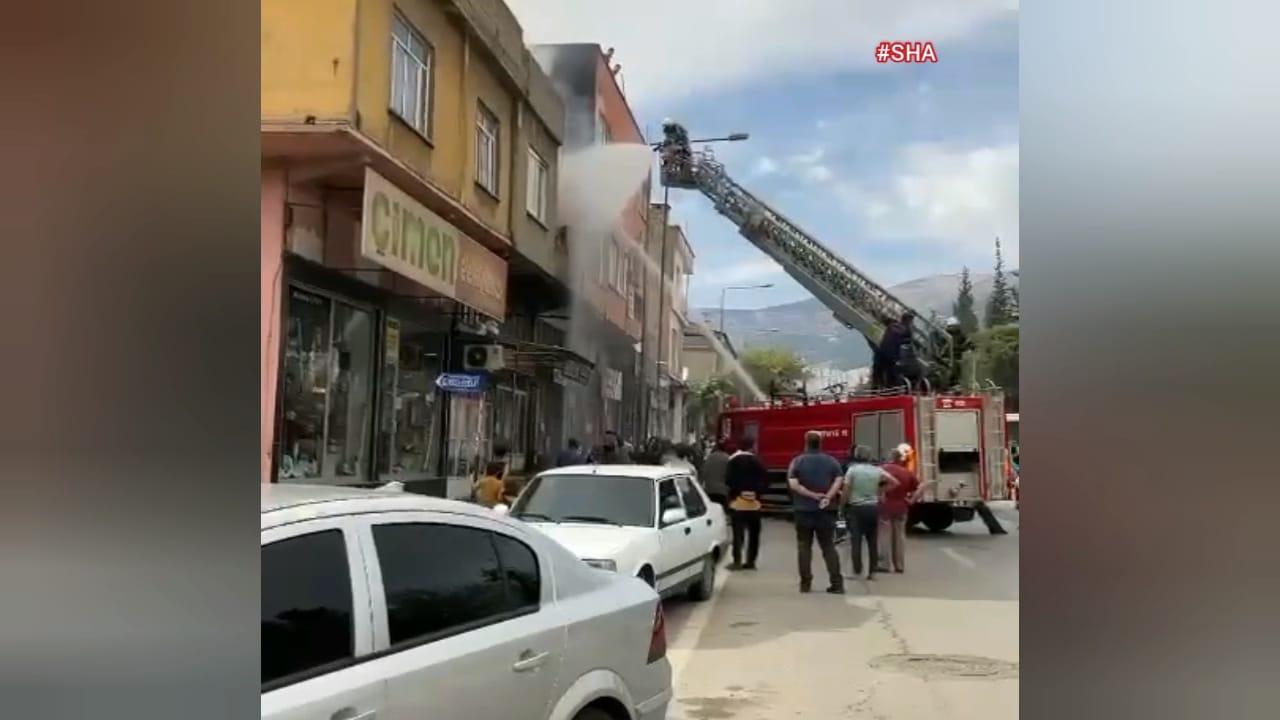 Kahramanmaraş’ta ikamet yangını