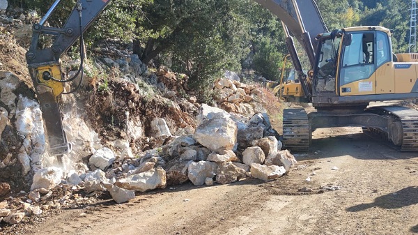 Andırın’da Ulaşım Konforu ve Güvenliği Büyükşehir’le Sağlanıyor