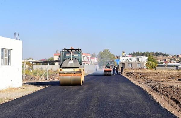 Dulkadiroğlu’nda Asfalt Çalışmaları Tüm Hızıyla devam ediyor