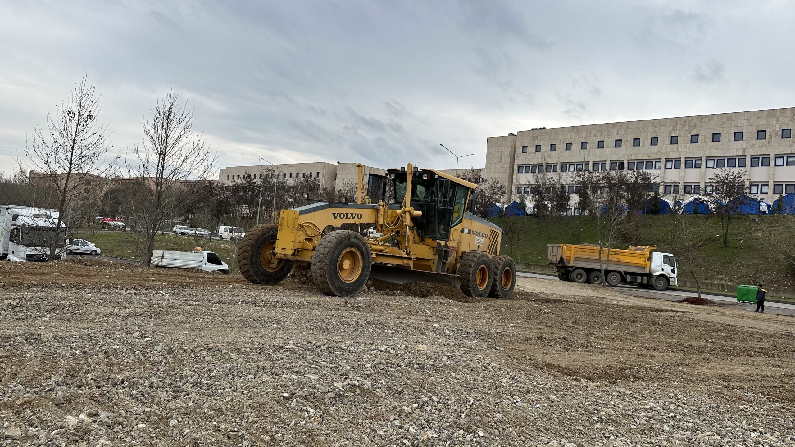 Geçici Barınma Alanları ve Esnaf Çarşılarının Altyapısı Hazırlanıyor mi