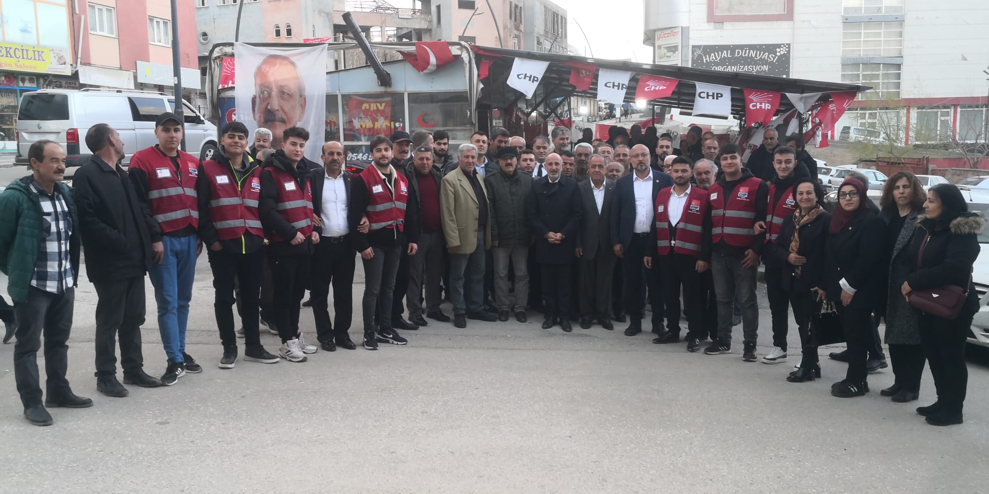 Öztunç CHP adaylarıyla Kuzey ilçelerden seslendi