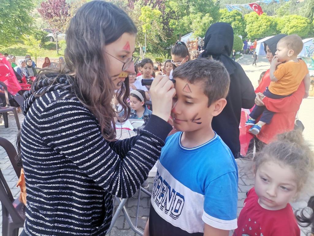 Kahramanmaraş’ta çocuklar gönüllerince eğlendi