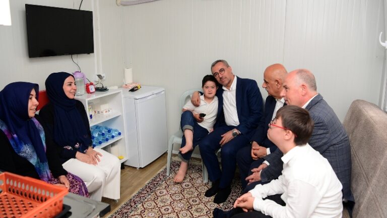 Başkan Güngör, +1 Sokağı’n Açılışına katıldı