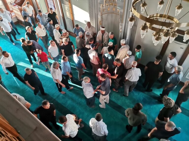 Kahramanmaraş’ta bayram namazı eda edildi