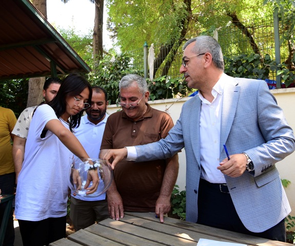 Divanlı Geçici Çarşısı’nda İş Yerleri Esnafa Teslim edildi