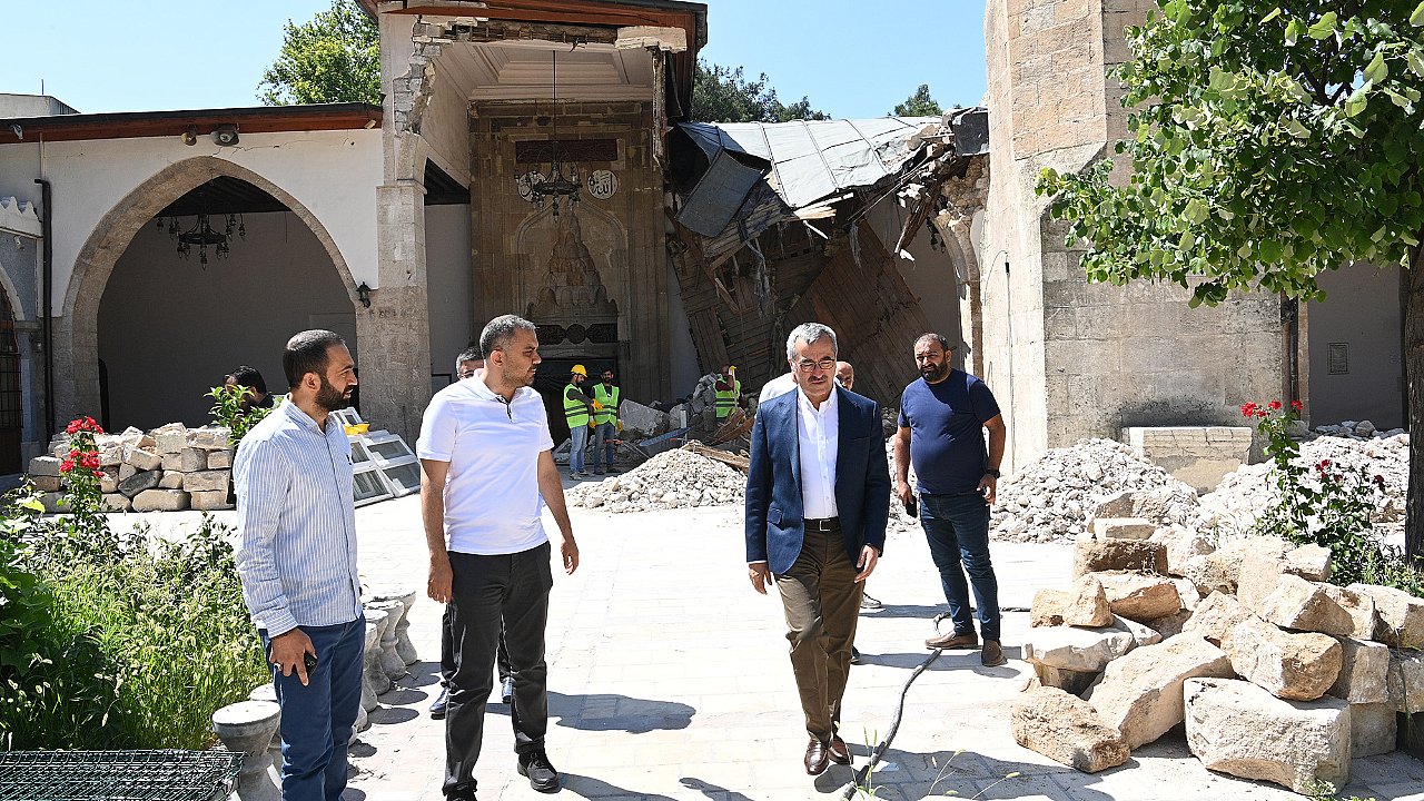 Ulu Cami Restore Edilerek İbadete Açılacak