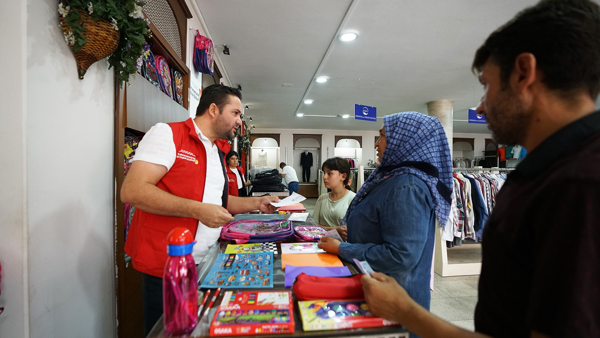 Büyükşehir’in Kırtasiye Desteği Yüzleri Güldürdü