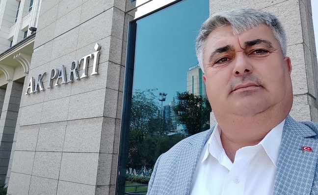 YENİGÜL; “PARTİMİZ İÇİN HER ZAMAN GÖVDEMİZİ TAŞIN ALTINA KOYMAYA HAZIRIM”