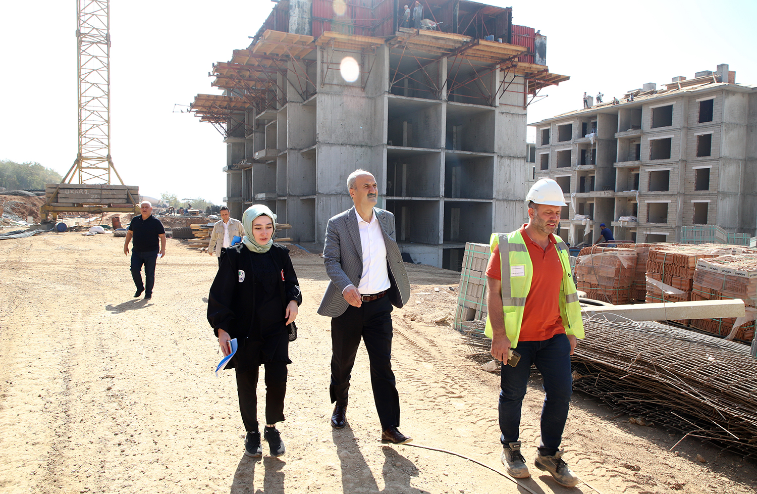 DULKADİROĞLU’NDA DEPREM KONUTLARI YÜKSELİYOR
