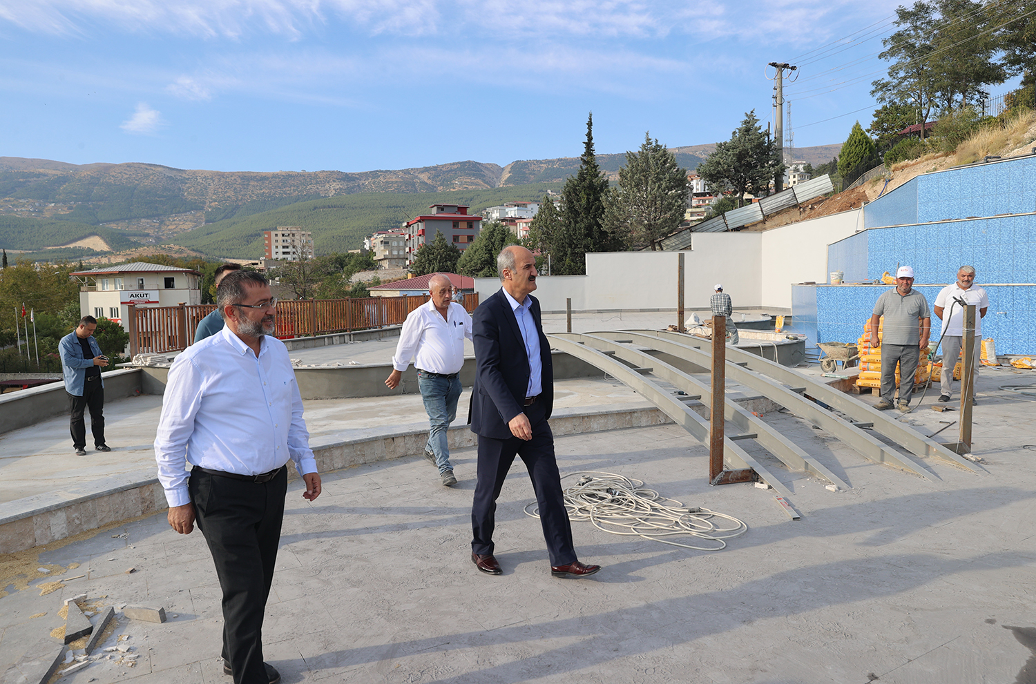 DULKADİROĞLU ŞELALE PARK YAPIMINDA SONA GELİNDİ
