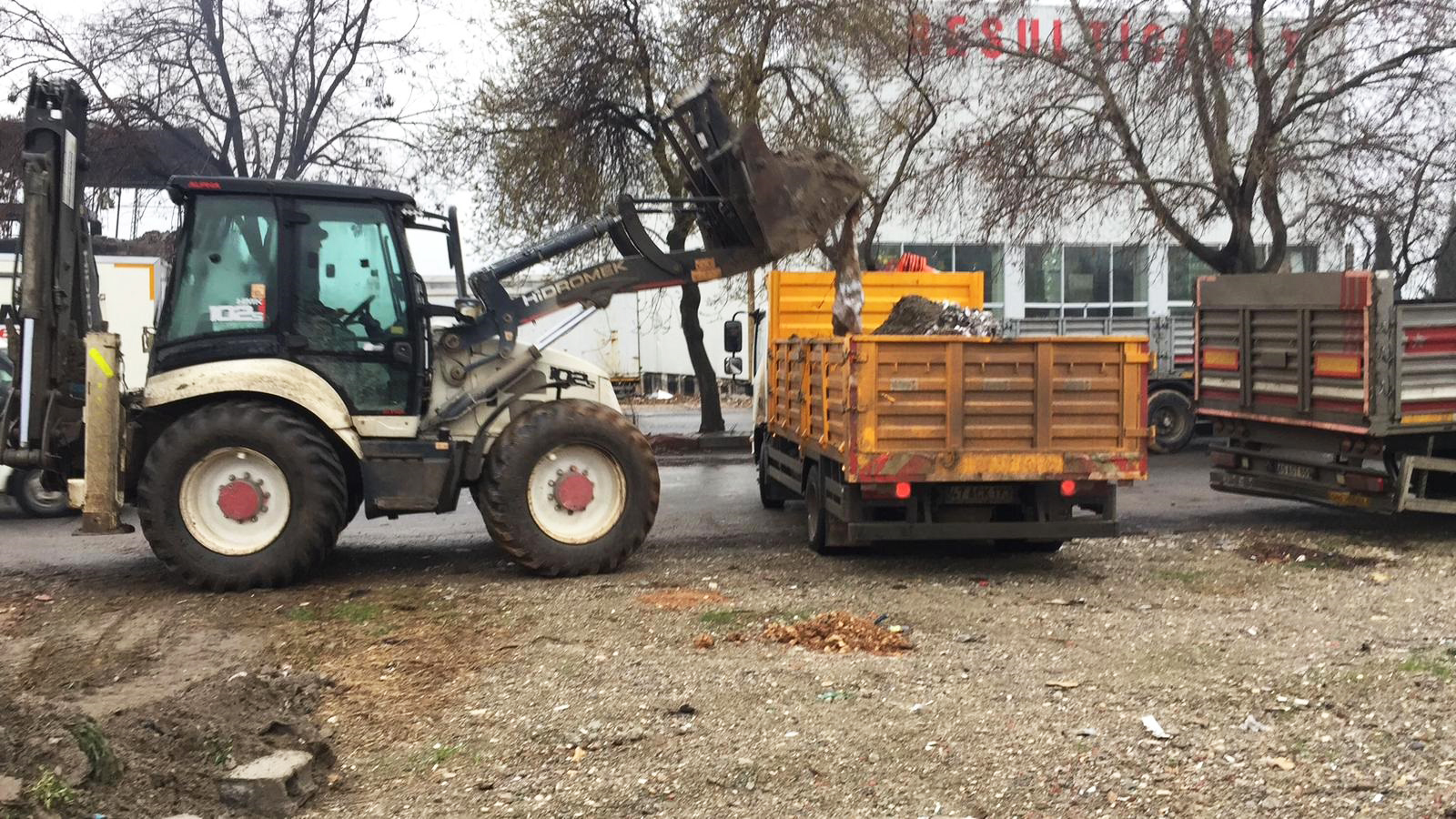 Büyükşehir Çevre Kirliliğinin önüne geçmek için sahada