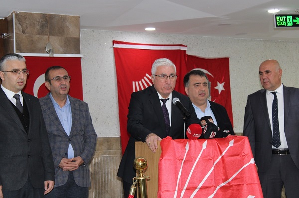 İKİZER “PAZARCIK’TA ÇOK ÇALIŞIYORUZ VE İDDİALIYIZ”