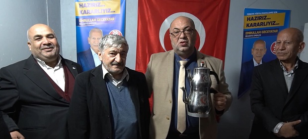 Çaydanlık ustası 35 yıldır bu anı bekliyordu