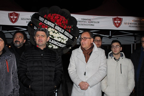 DEPREM ŞEHİDİ SPORCULAR ŞEHİT DÜŞTÜKLERİ YERDE ANILDILAR 17 IMG 4500