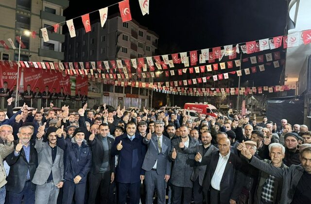 Kadıoğluçiftliği’nde de Mehmet Karaca Rüzgarı