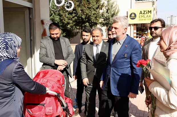 “5 YIL BOYUNCA YAPACAKLARIMIZI VATANDAŞLARIMIZA ANLATIYORUZ”