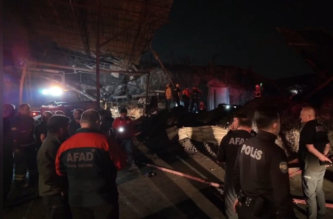 KAHRAMANMARAŞ’TA  FABRİKADA KORKUTAN PATLAMA: 3 YARALI