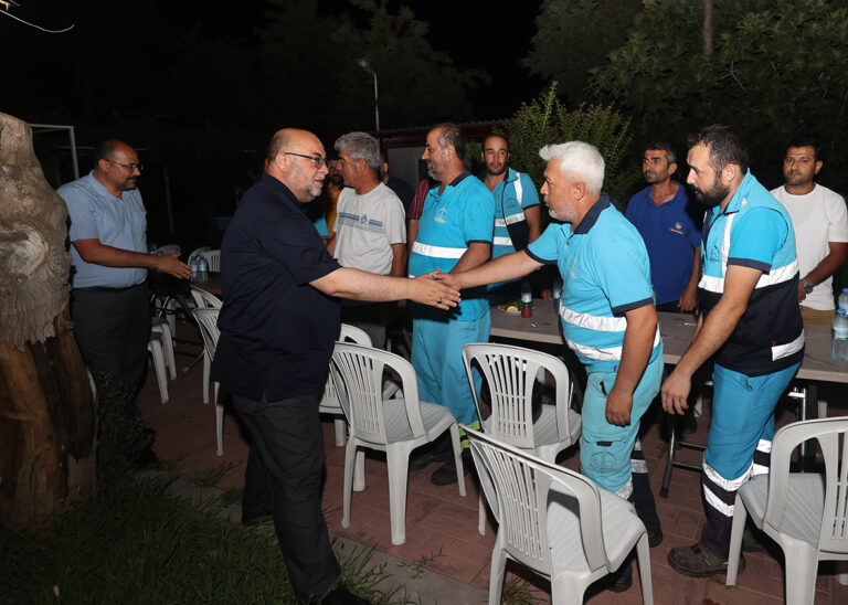 Gece Gündüz Çalışan Çevre Koruma ve Kontrol Müdürlüğü Ekiplerine Teşekkür